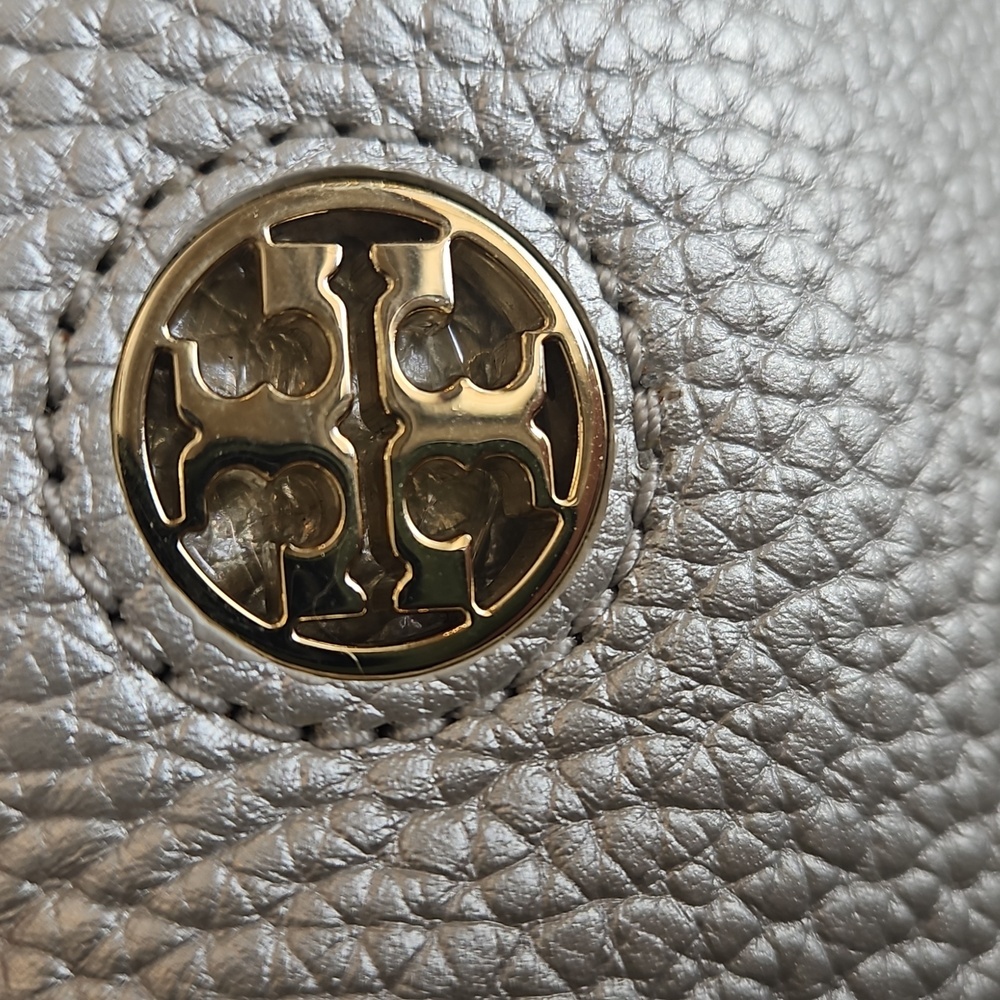 Tory Burch Metallic Textured Tote - Picture 14 of 17
